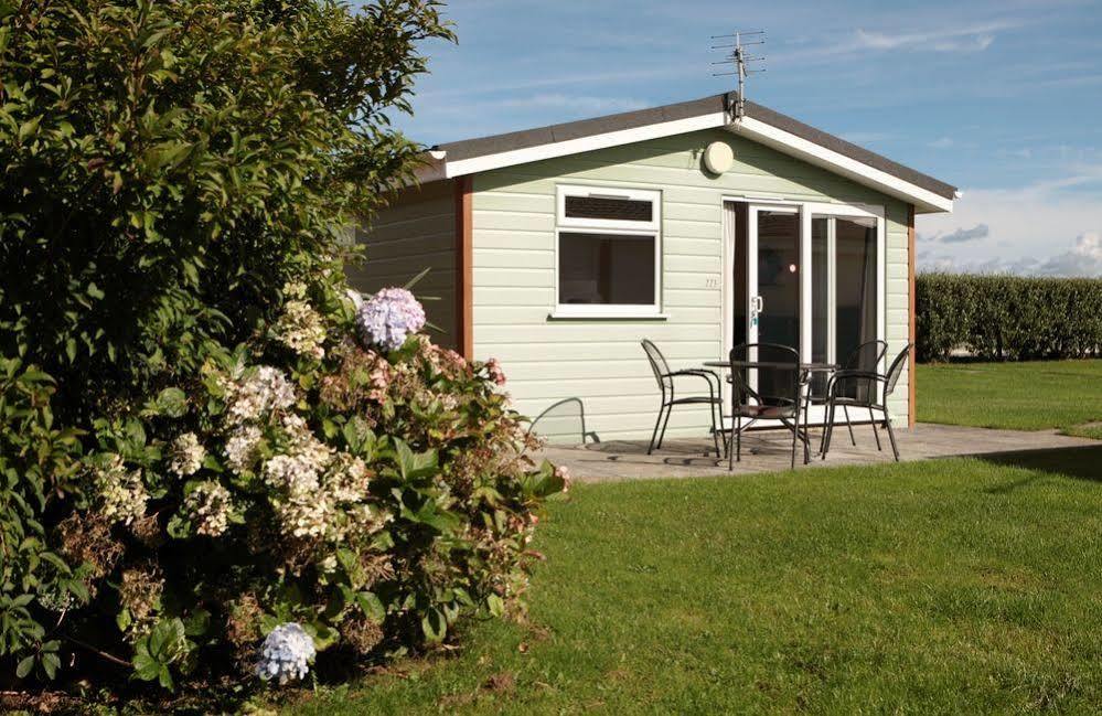 Atlantic Bays Holiday Park Padstow Exterior photo